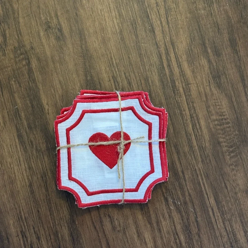 Williams Sonoma cartouche Red Heart Coasters Set